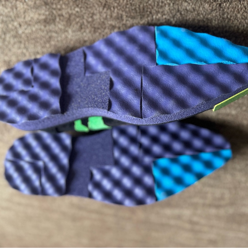 Off-White Suede Ranch-Cactus-Eagle Design Sponge Loafer - Picture 4 of 5